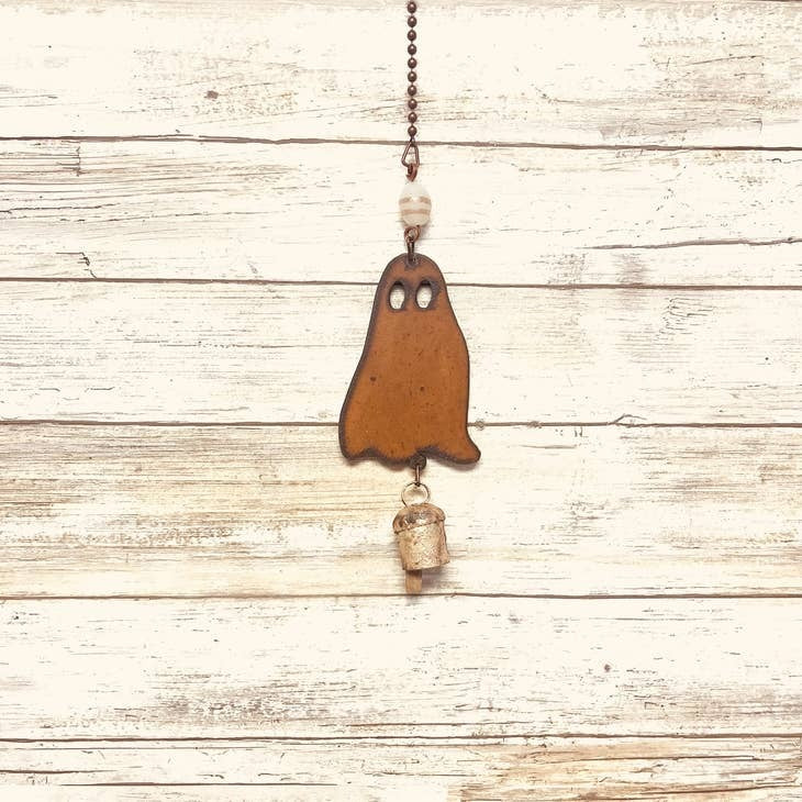 Rustic ghost-themed garden chime for outdoor Halloween decor