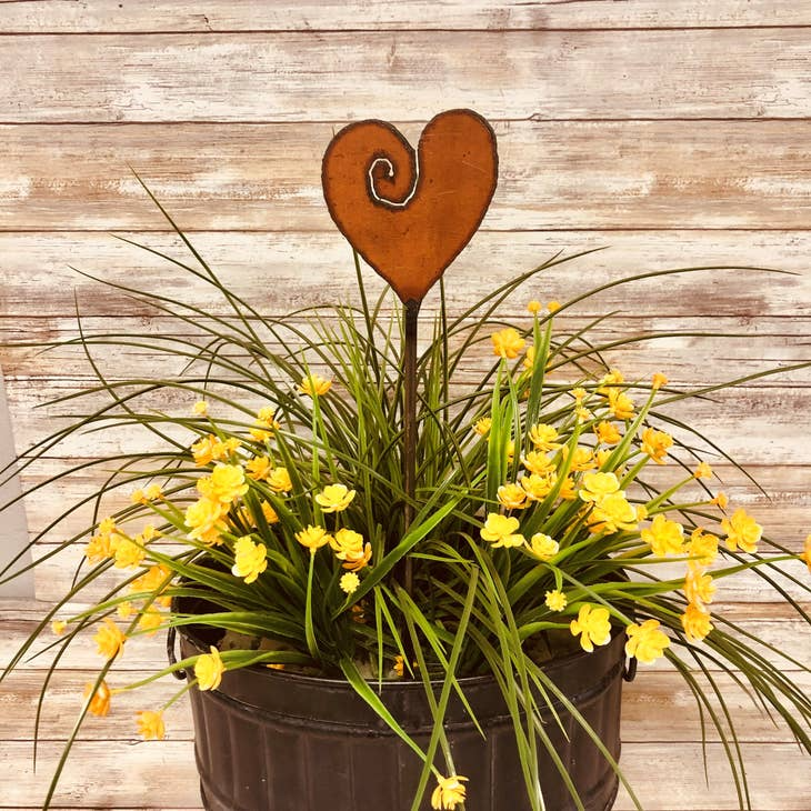 Decorative heart with swirl metal garden stake in rustic finish