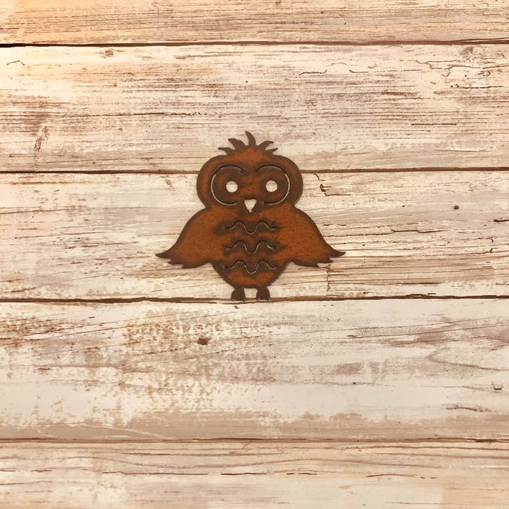 Owl Rusty Metal Magnet