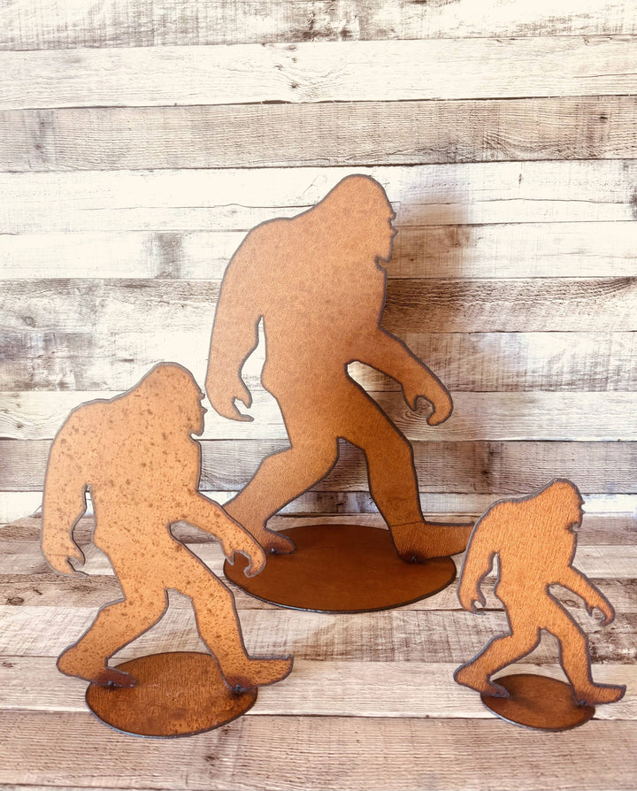 Bigfoot Yard Art Rustic Metal Standing Yeti Sasquatch USA