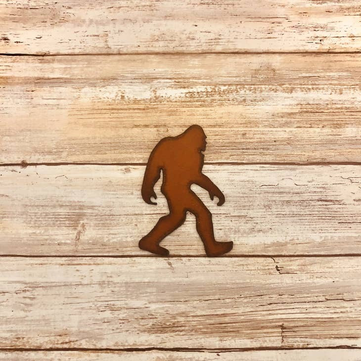 Bigfoot-Sasquatch Rusty Metal Magnet