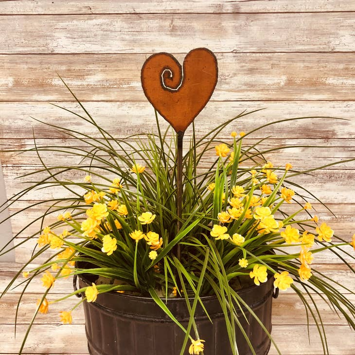 Heart Rusty Metal Plant Stake