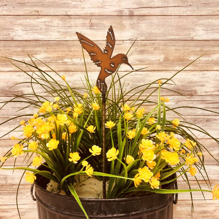 Hummingbird Rusty Metal Garden Plant Stake