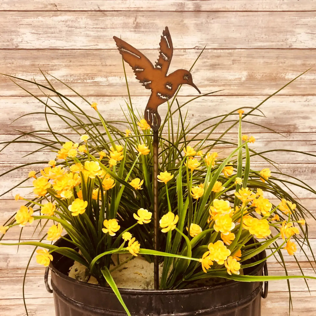 Hummingbird Rusty Metal Plant Stake