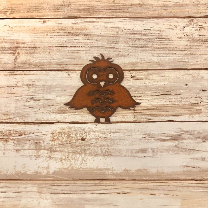 Owl Rustic Rusty Metal Magnet