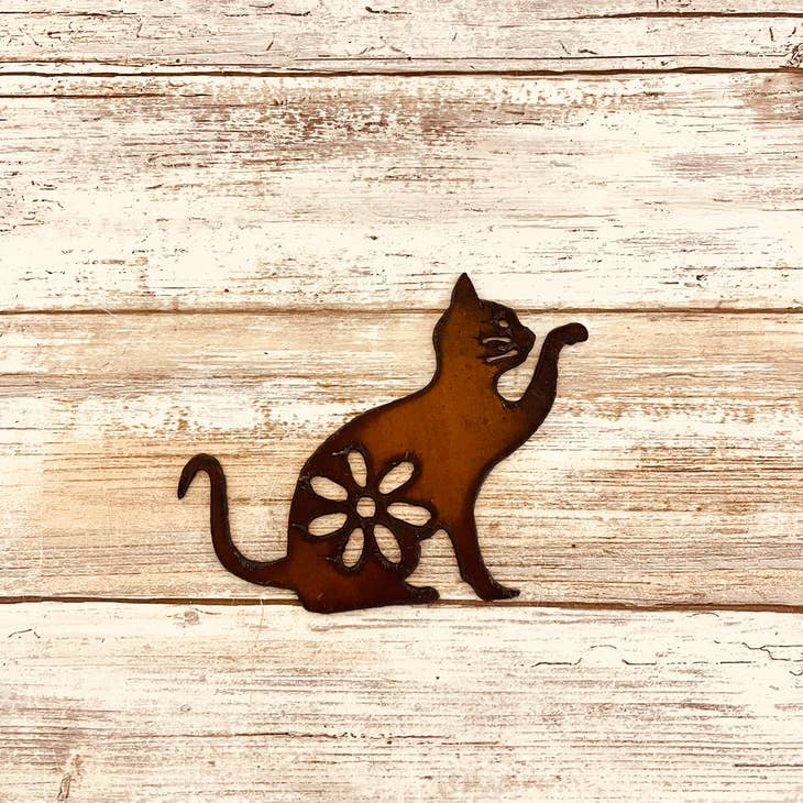 Cat Kitty Garden Friend Rusty Metal Pet Magnet